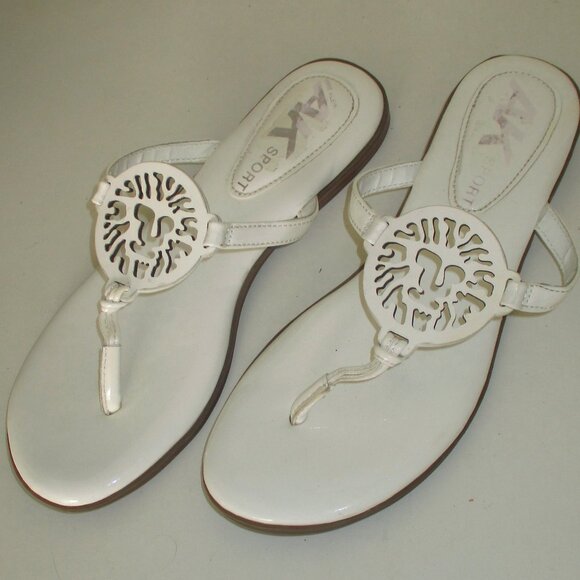 Anne Klein AK Sport Womens White Laser-cut Flip Flop Sandal - Size 9.5M - Picture 4 of 6